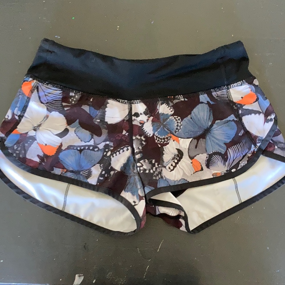 Lululemon Speed Up Shorts 2.5 inseam
